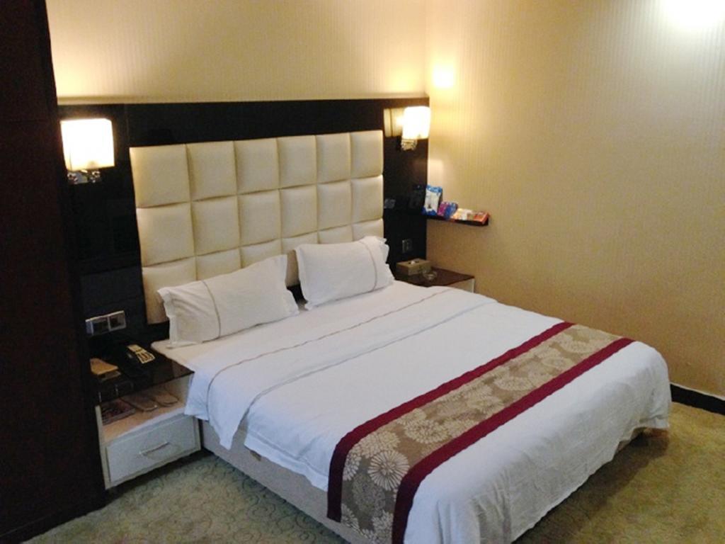 Tianguo Times Hotel 포산 시 객실 사진